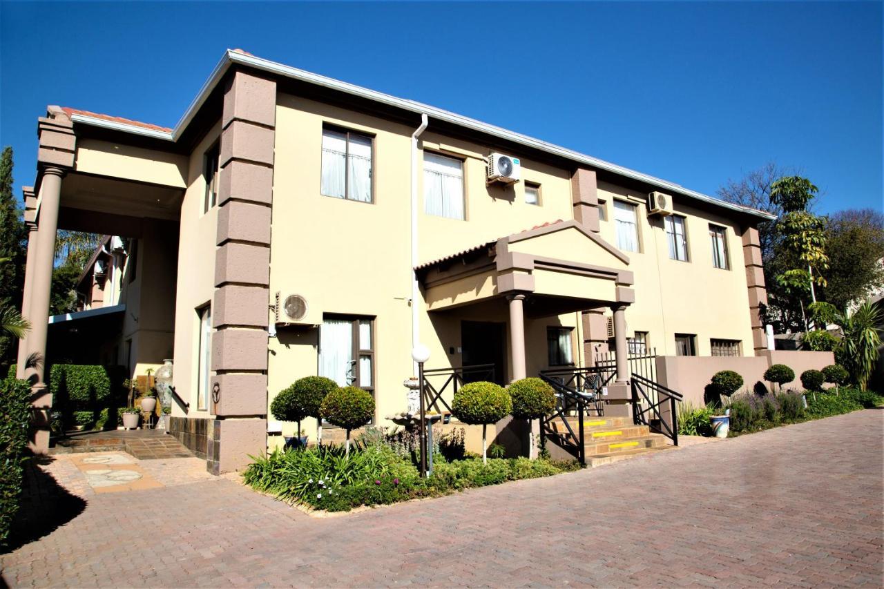 Constantia Manor Guest House Pretoria-Noord Eksteriør bilde